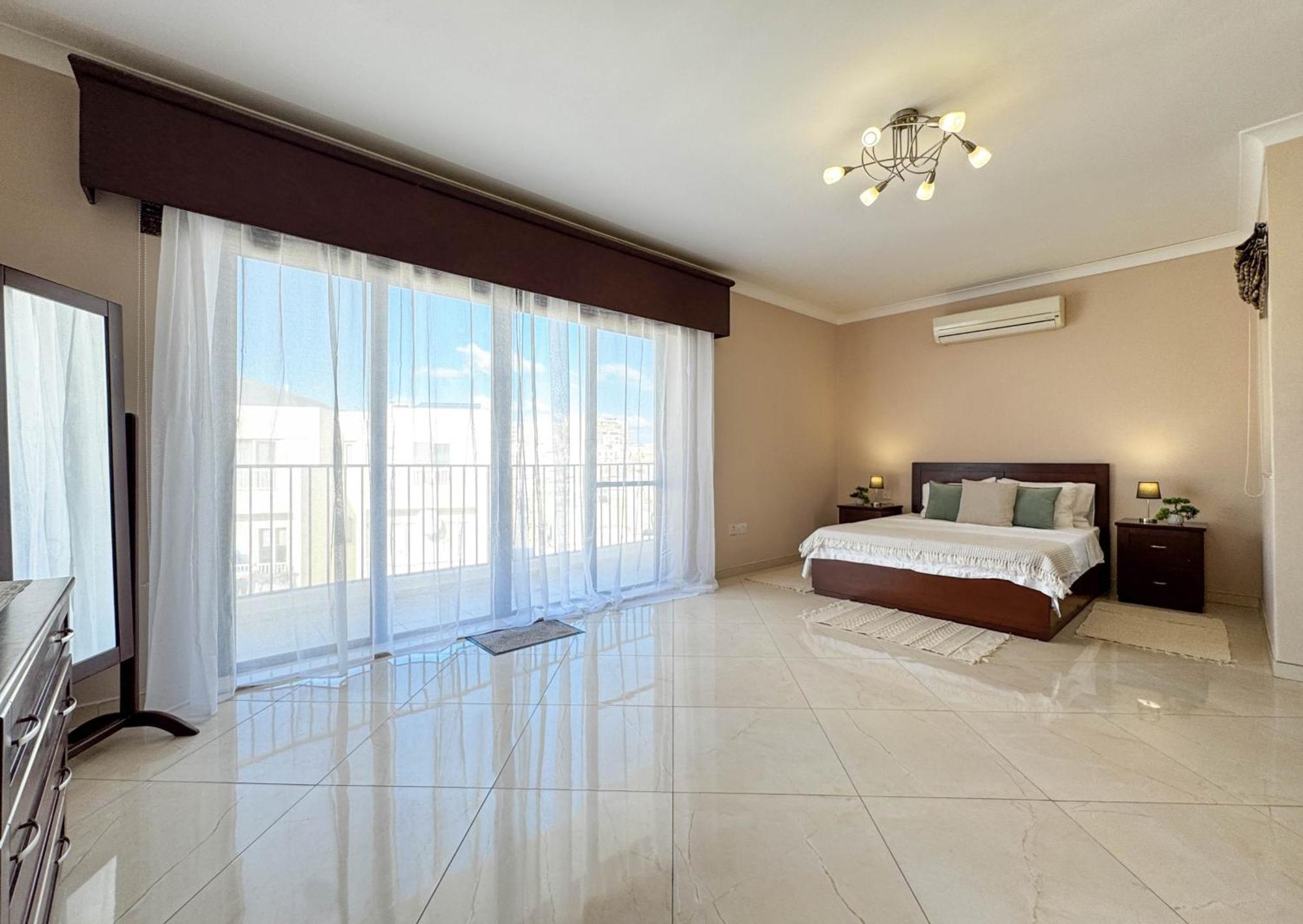 Apartamento Jacuzzi Terrace Getaway With Valletta Views